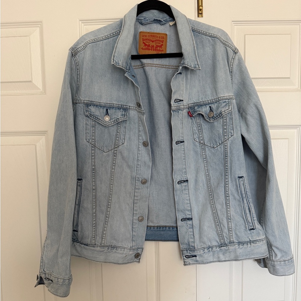 Levi’s Trucker Jacket